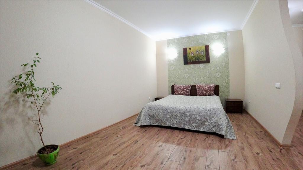 Myru Apartment แชร์นีฮีฟ ภายนอก รูปภาพ